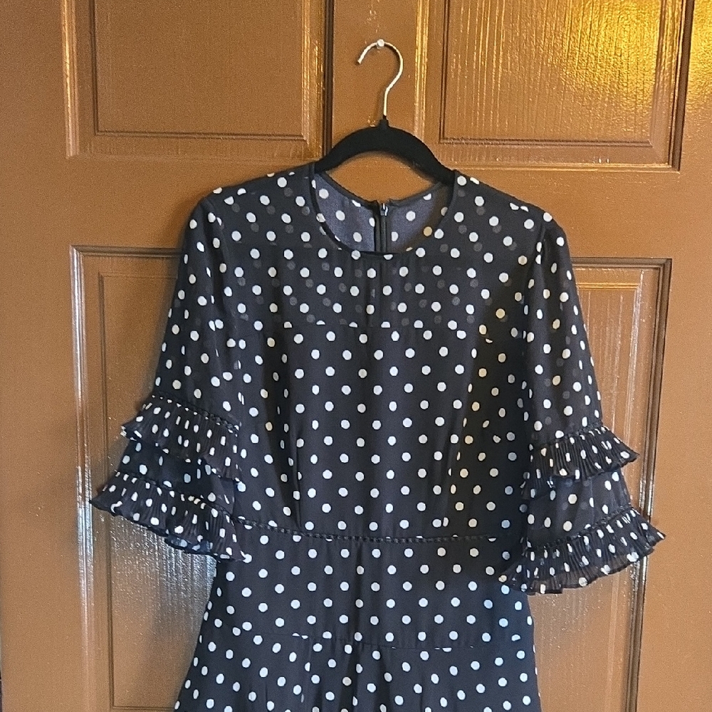 Keepsake-Blk/white polka dot dress with ruffled sleeves & skirt Sz M/L - Picture 2 of 9